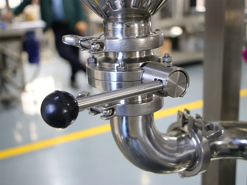 Double-Head Spout Pouch Filling Machine